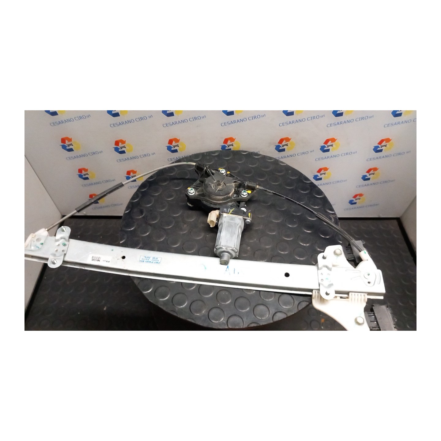 ALZACRISTALLO ELETTR. PORTA ANT. DX. 005 HYUNDAI I10 (12/16-04/21) G3LA 82404B4110