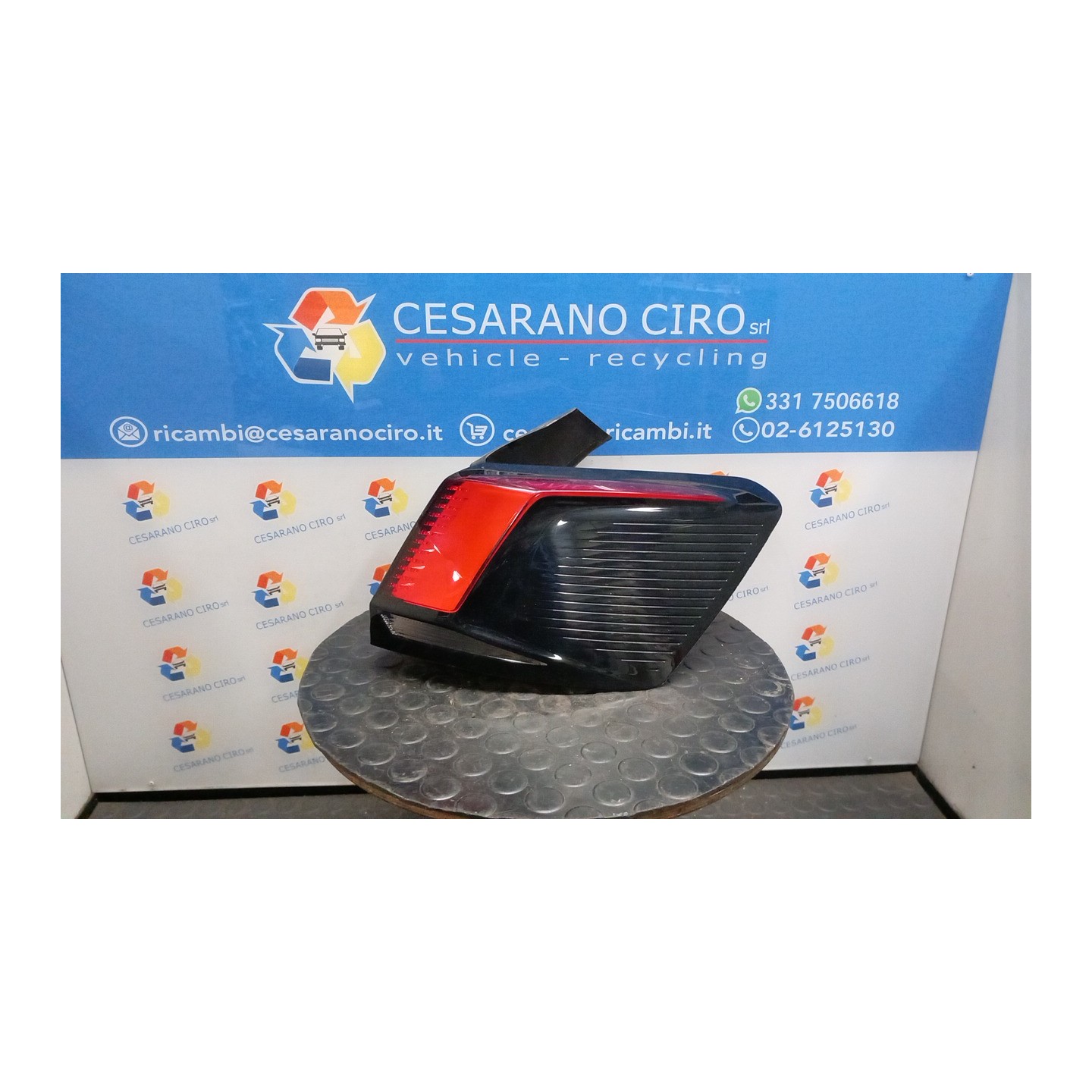 FANALE POST. PARTE EST. DX. 035 PEUGEOT 3008 (07/16-03/21) 5G06 9810477080