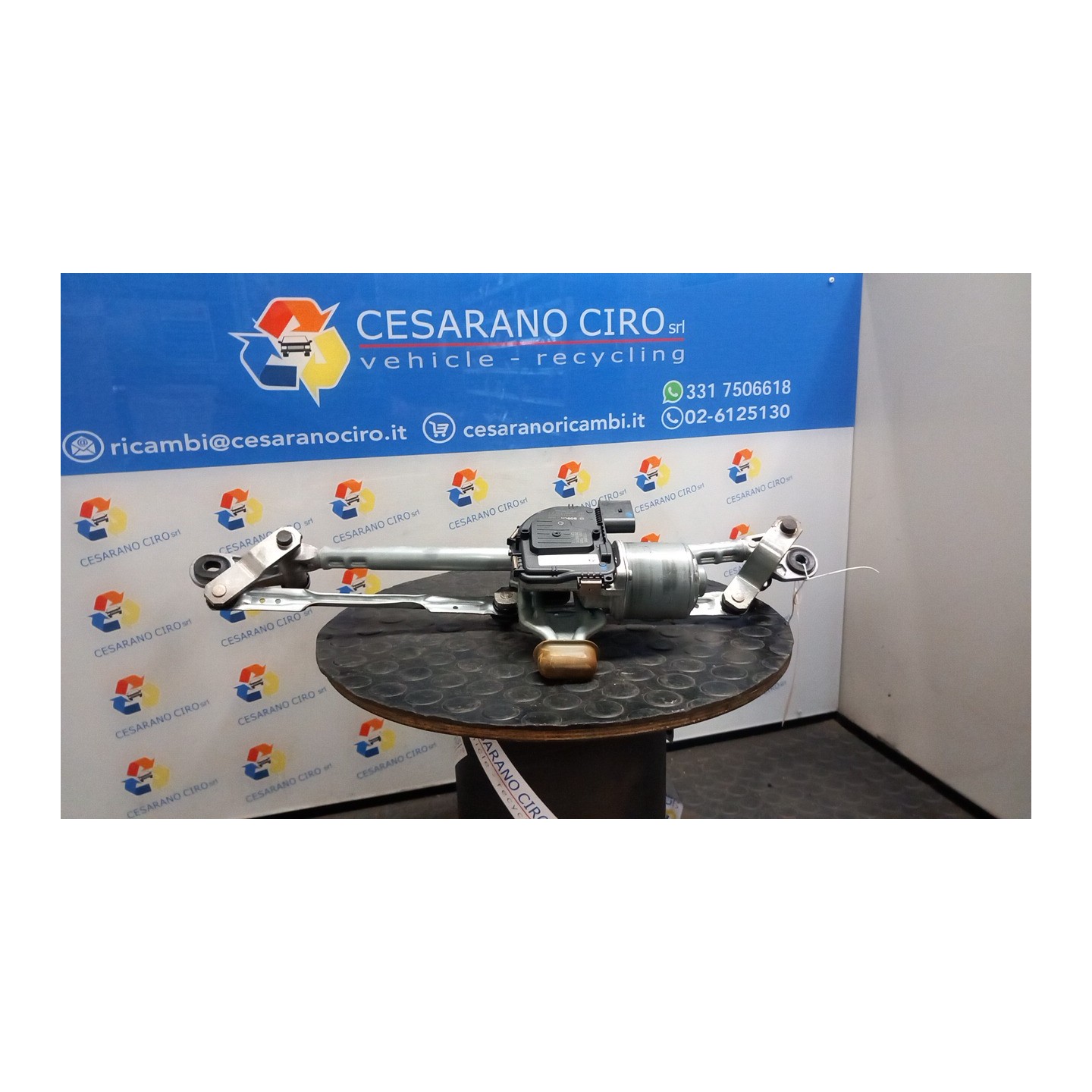 MECCANISMO TERGIPARABREZZA CON MOTORINO 039 PEUGEOT 3008 (07/16-03/21) 5G06 9824762480