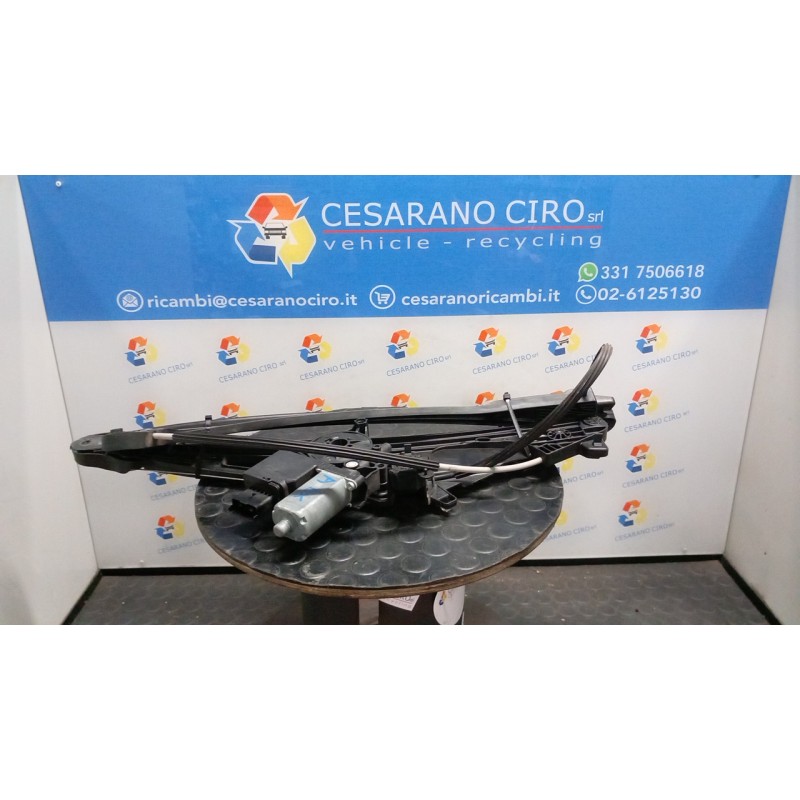 ALZACRISTALLO ELETTR. PORTA ANT. CON MOTORINO DX. 046 PEUGEOT 3008 (07/16-03/21) 5G06 9830389280