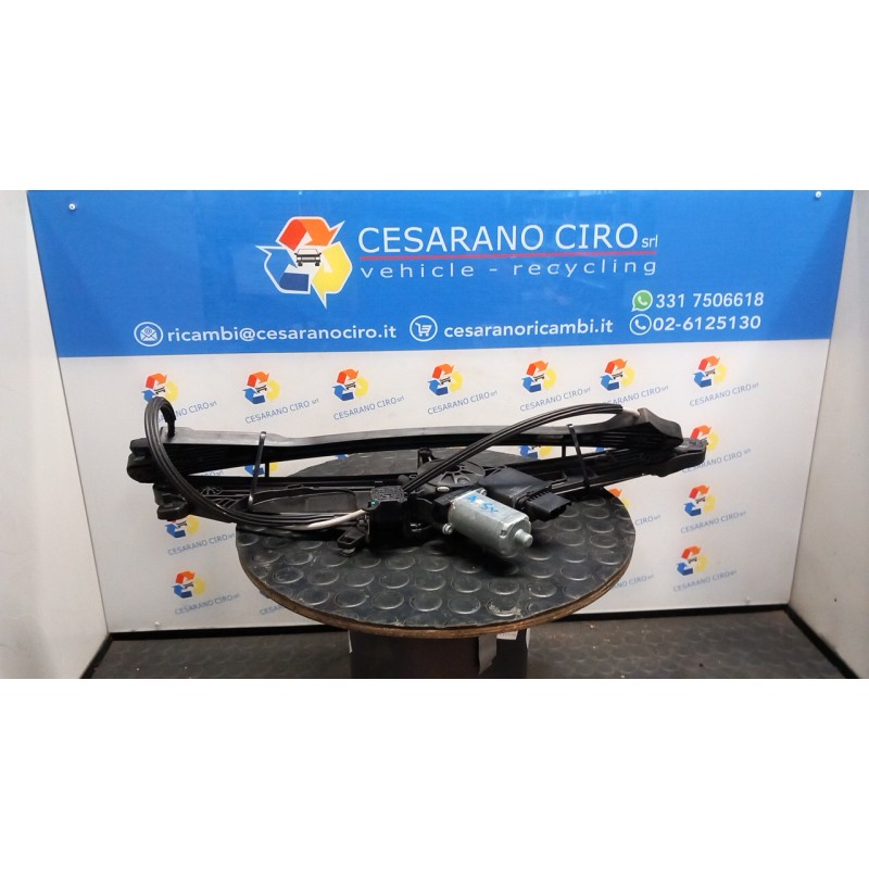 ALZACRISTALLO ELETTR. PORTA ANT. CON MOTORINO SX. 047 PEUGEOT 3008 (07/16-03/21) 5G06 9830389380