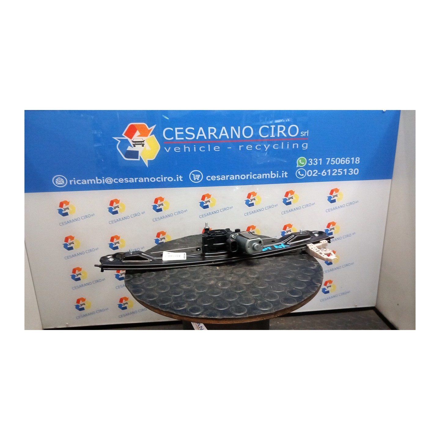 ALZACRISTALLO ELETTR. PORTA ANT. DX. 001 LANCIA YPSILON (TK) (07/15-06/19) 169A4000 52096801