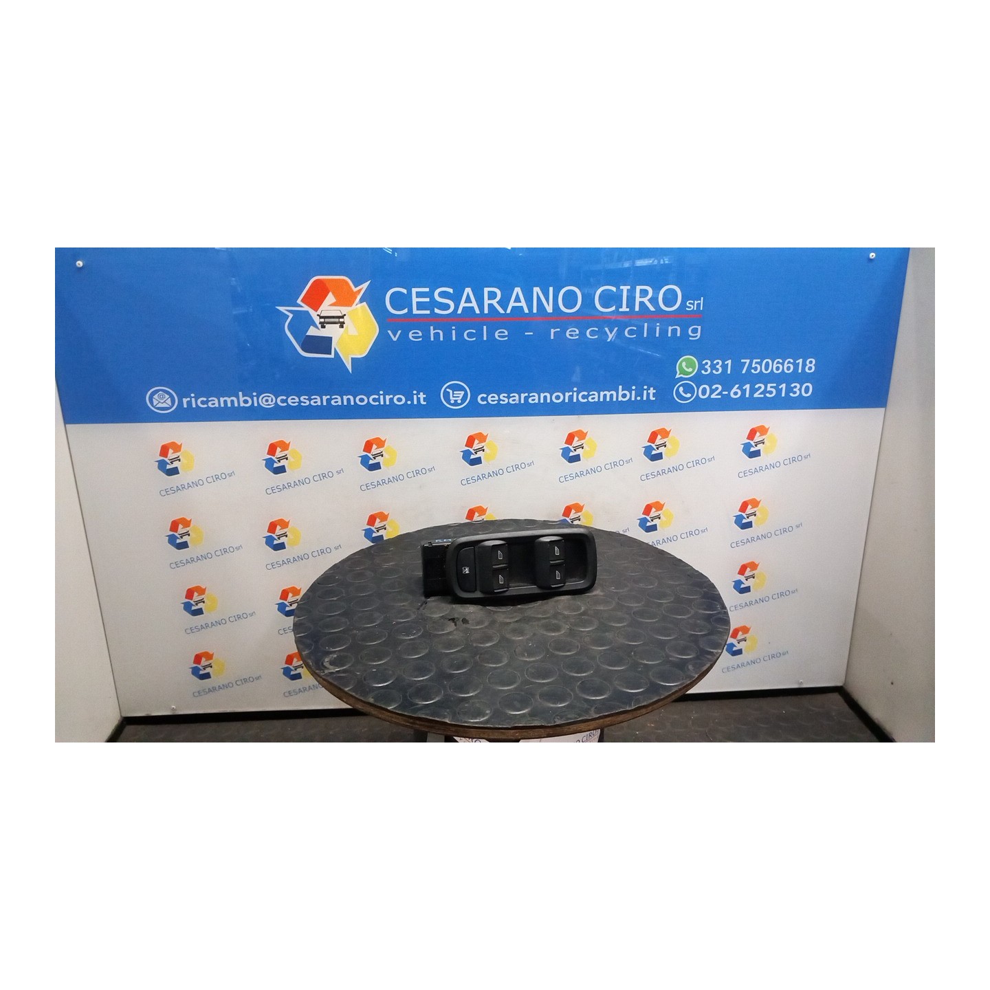 BLOCCO COMANDI ALZACRISTALLI C/FINESTRINI POST. ELETTRICI 078 FORD FIESTA (CB1) (09/08-10/13) RTJB 1547738