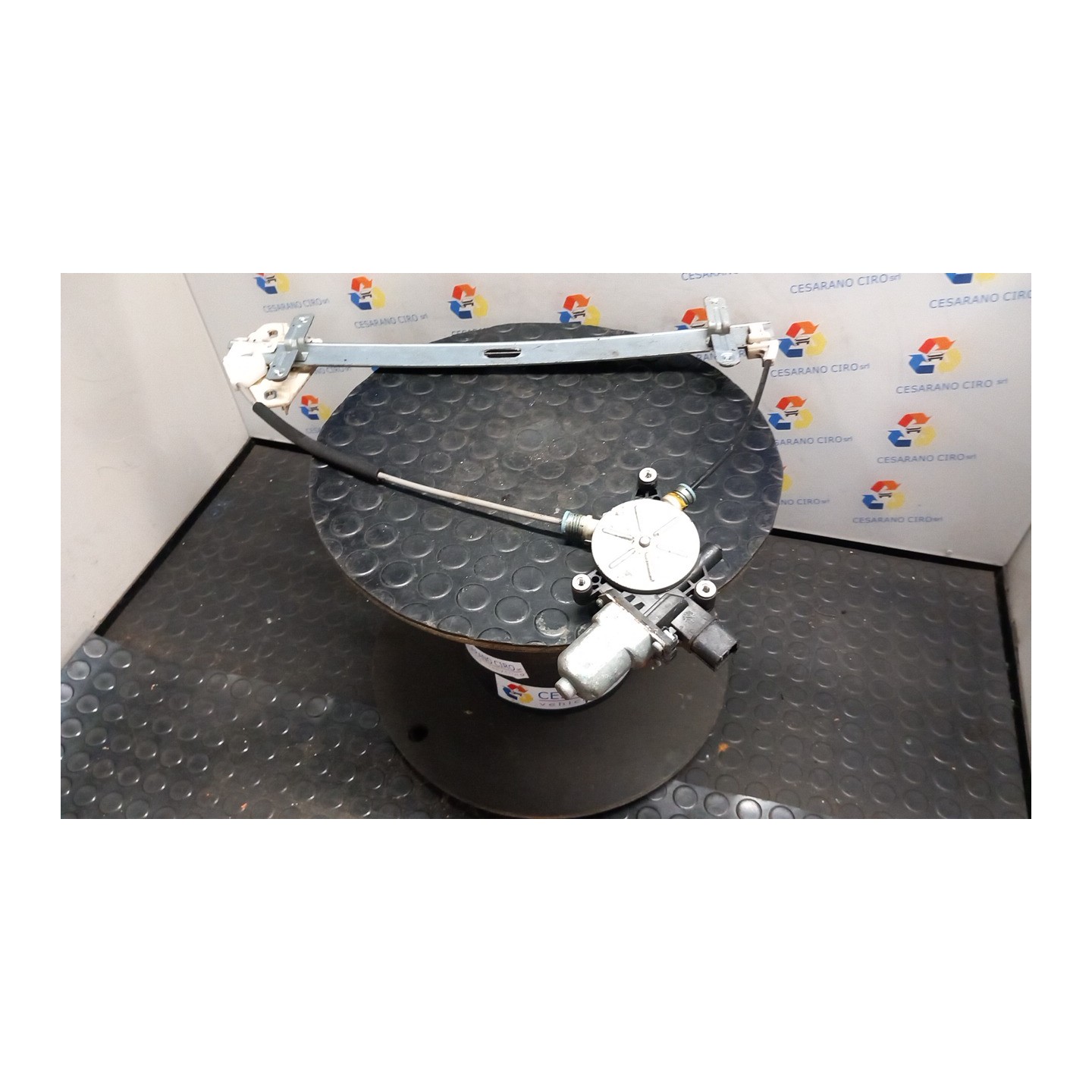 ALZACRISTALLO ELETTR. PORTA ANT. C/MOTORINO DX. 127 HONDA FR-V (10/04-04/07) D17A2 72210SJDG01