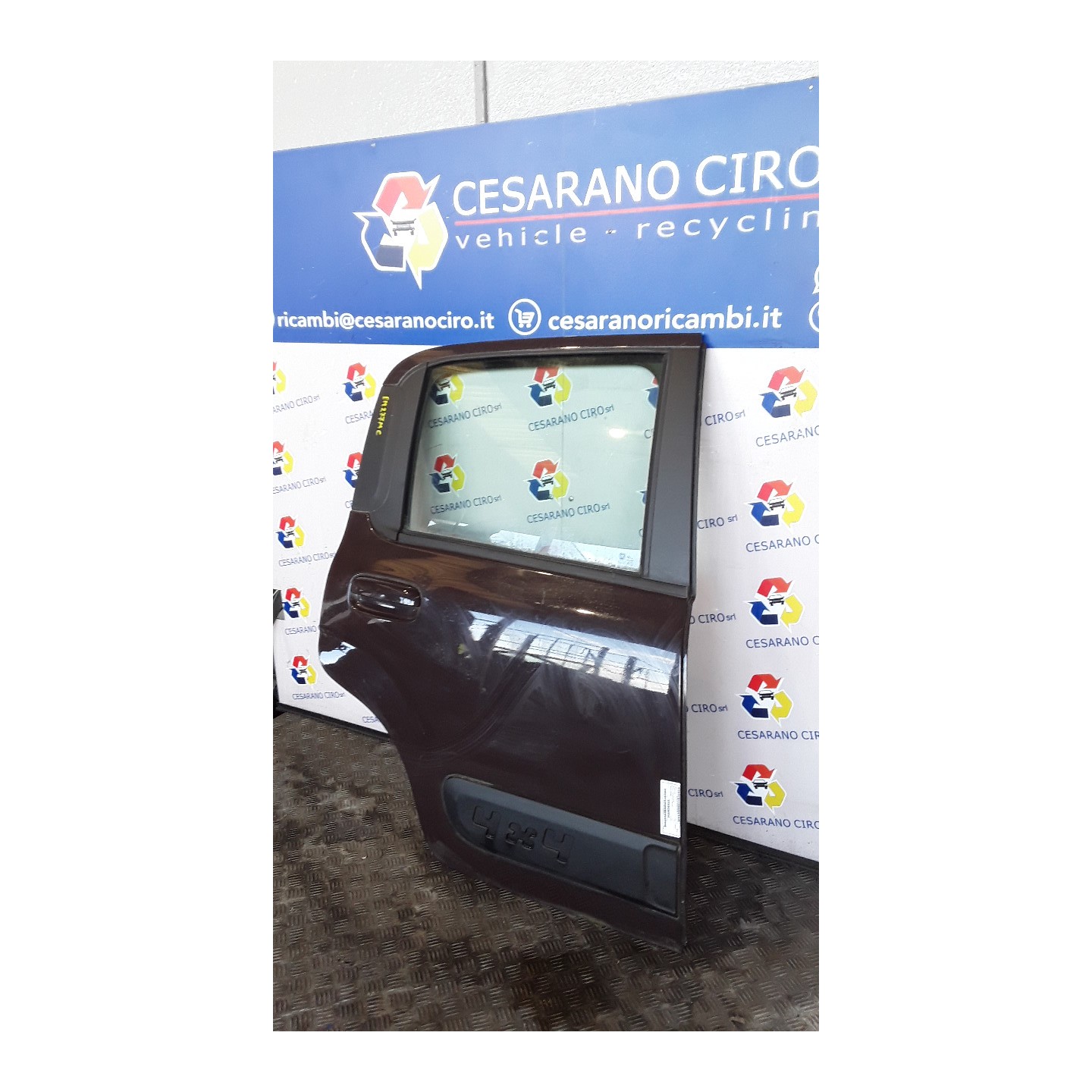 PORTA POST. C/FASCE PARACOLPI DX. 186 FIAT PANDA (4Q) (05/16-) 169A4000 51858991