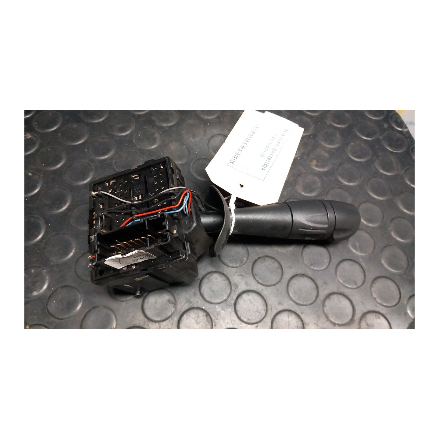 BLOCCO COMANDI TERGICRISTALLI 032 RENAULT CLIO 4A SERIE (07/12-12/16) K9KC6 8201168013