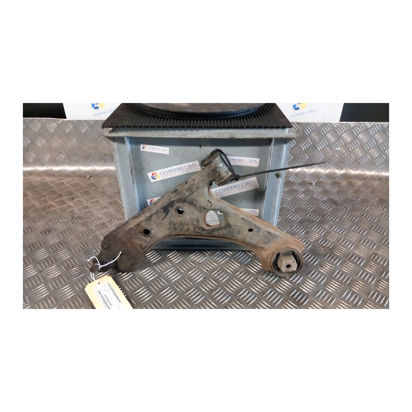 BRACCIO OSCILLANTE SOSP. ANT. SX. 139 ALFA ROMEO MITO (X6) (06/08-06/11) 198A4000 51895367