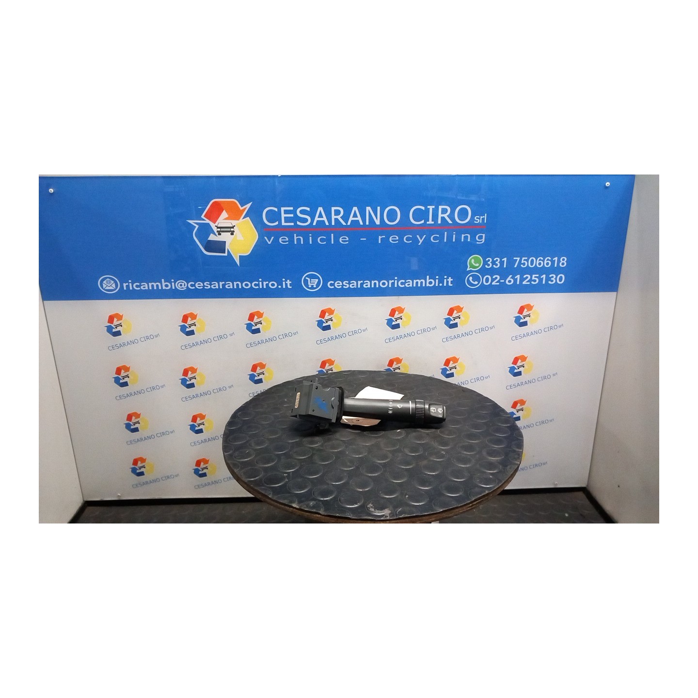 BLOCCO COMANDI TERGICRISTALLI 192 VOLVO V70/XC70 (01/00-10/07) D5244T 30798590