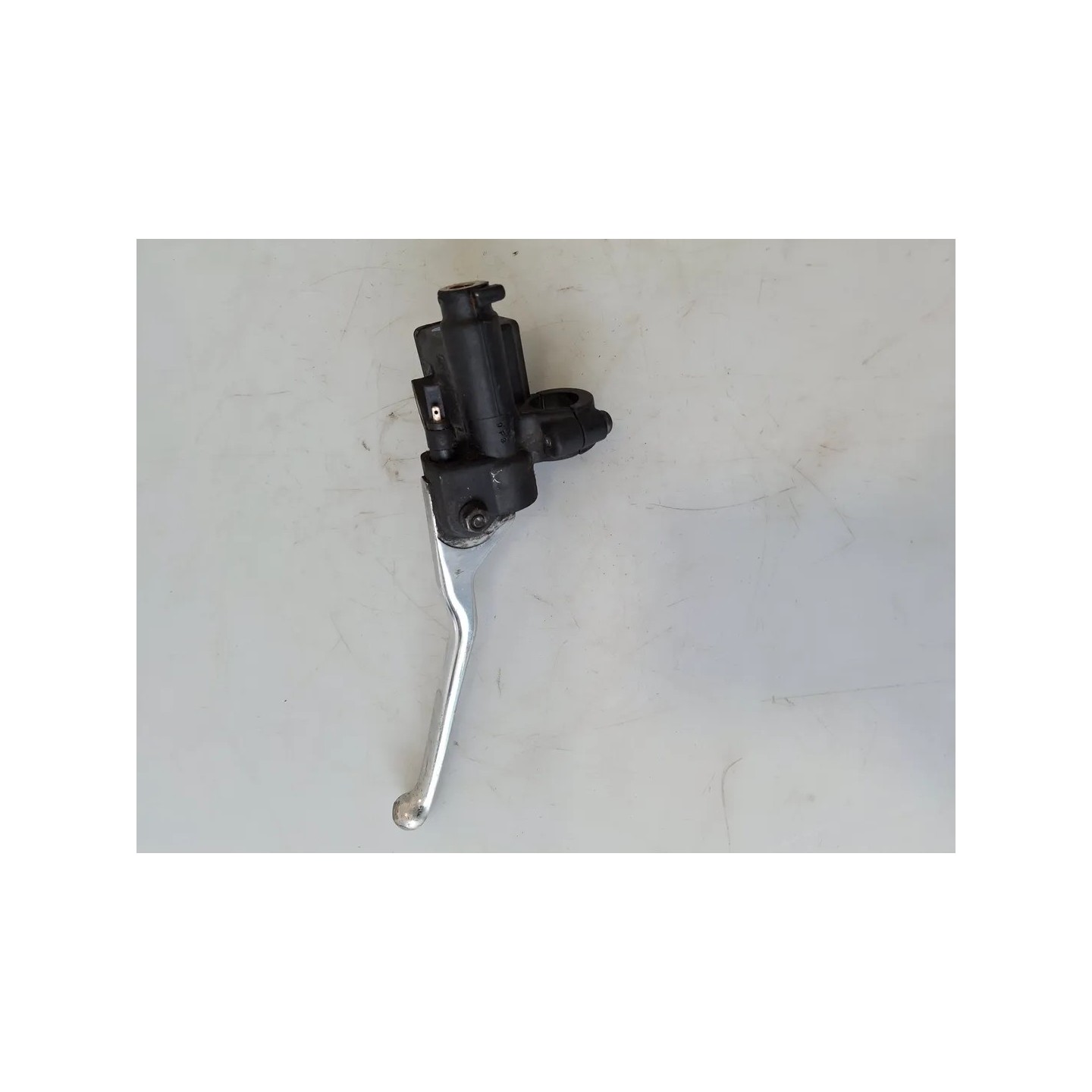 Pompa con serbatoio liquido freni anteriore con leva Piaggio Vespa 125 LX i.e. (09-13) Vespa 125 LX i.e. Destro