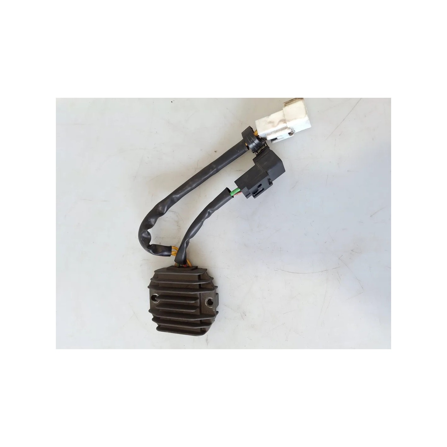 Regolatore tensione Piaggio Vespa 125 LX i.e. (09-13) Vespa 125 LX i.e. 