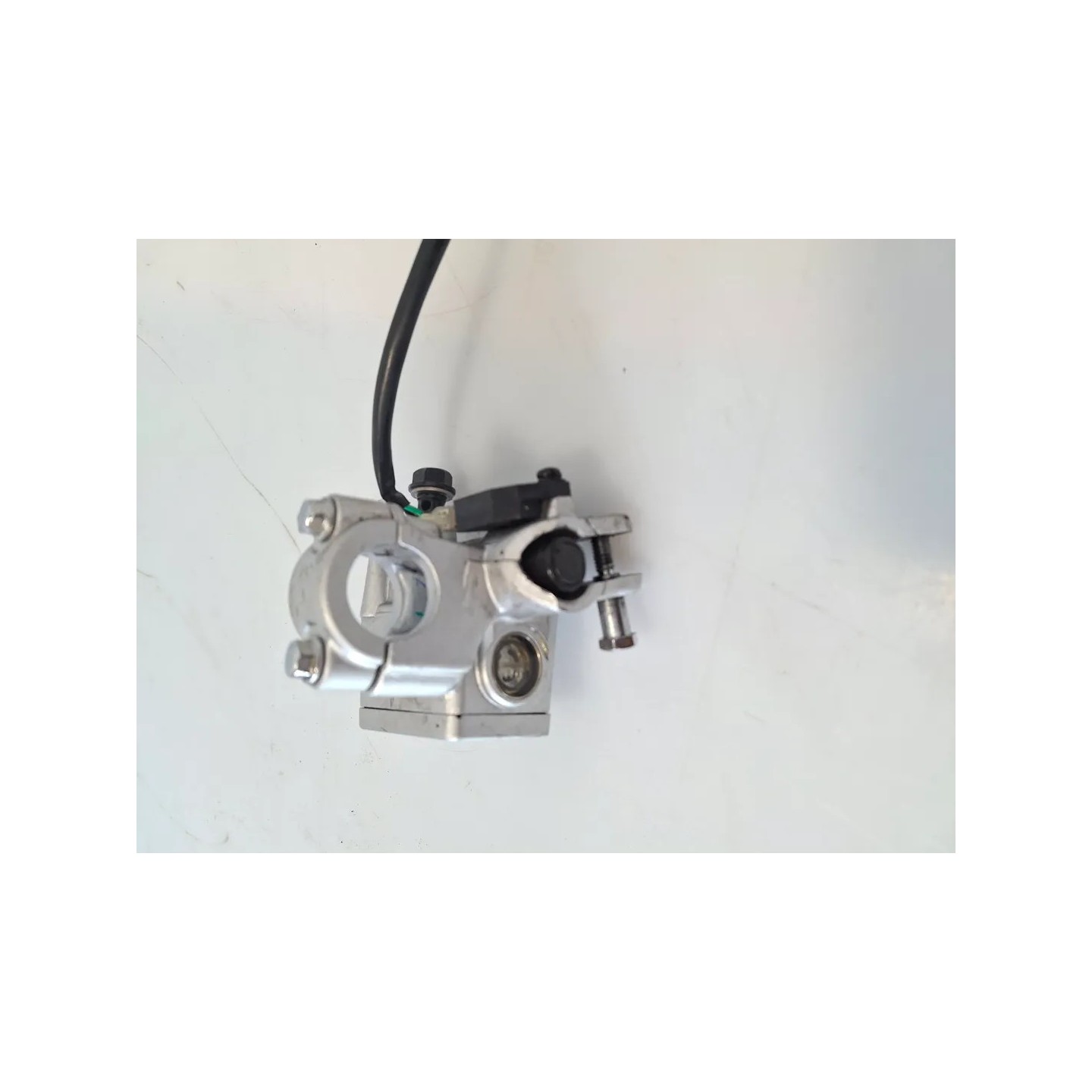 Pompa con serbatoio liquido freni posteriore con leva Kymco Agility 200 R16+ (E5) Agility 200 R16+ Sinistro