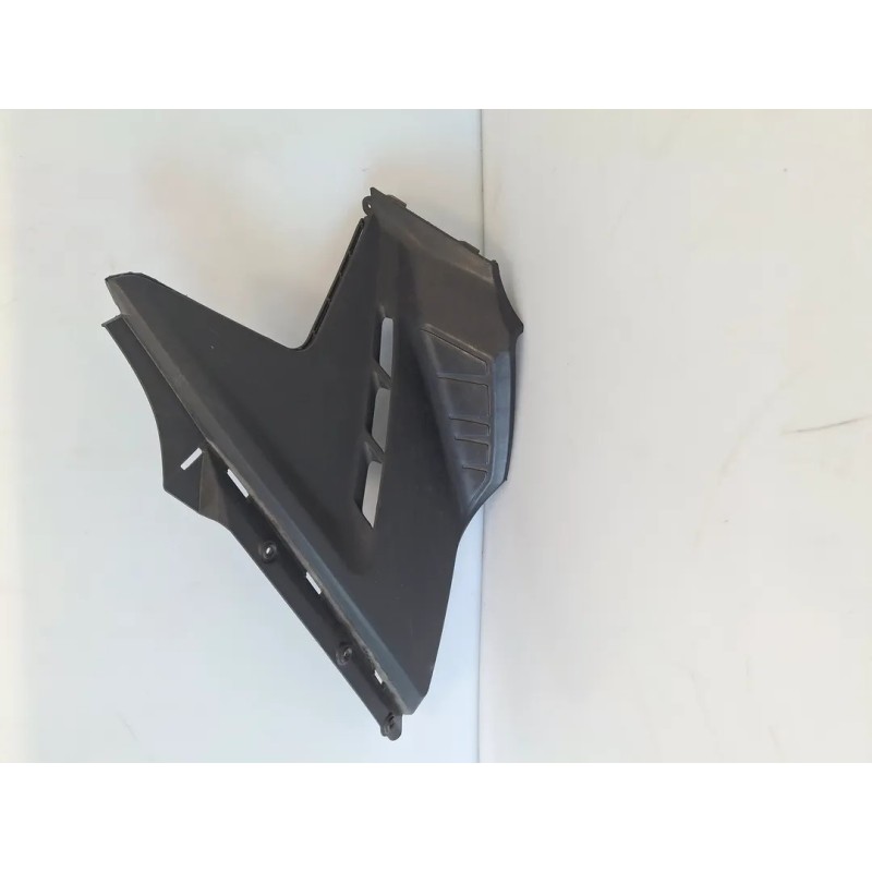 Carenatura fianco posteriore inferiore Kymco Agility 200 R16+ (E5) Agility 200 R16+ Destro