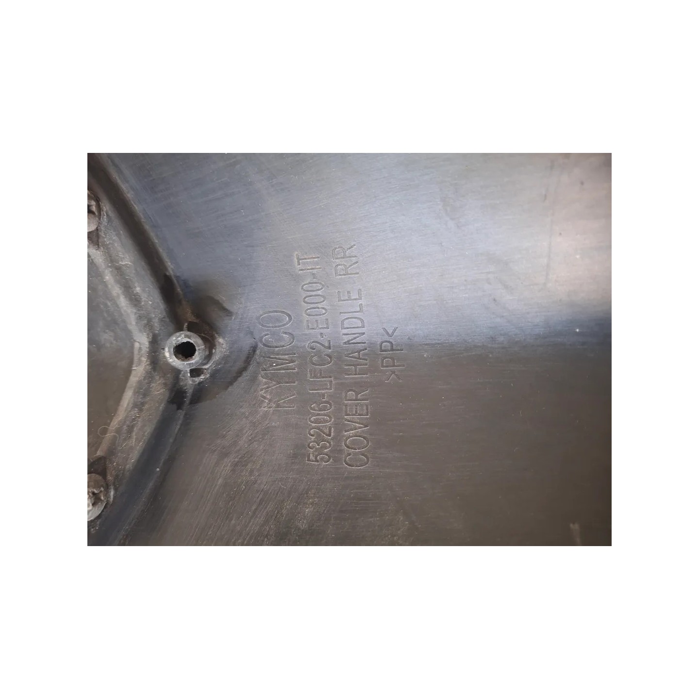 Copertura posteriore morsetti manubrio Kymco Agility 125 R16 (E3) Agility 125 R16 