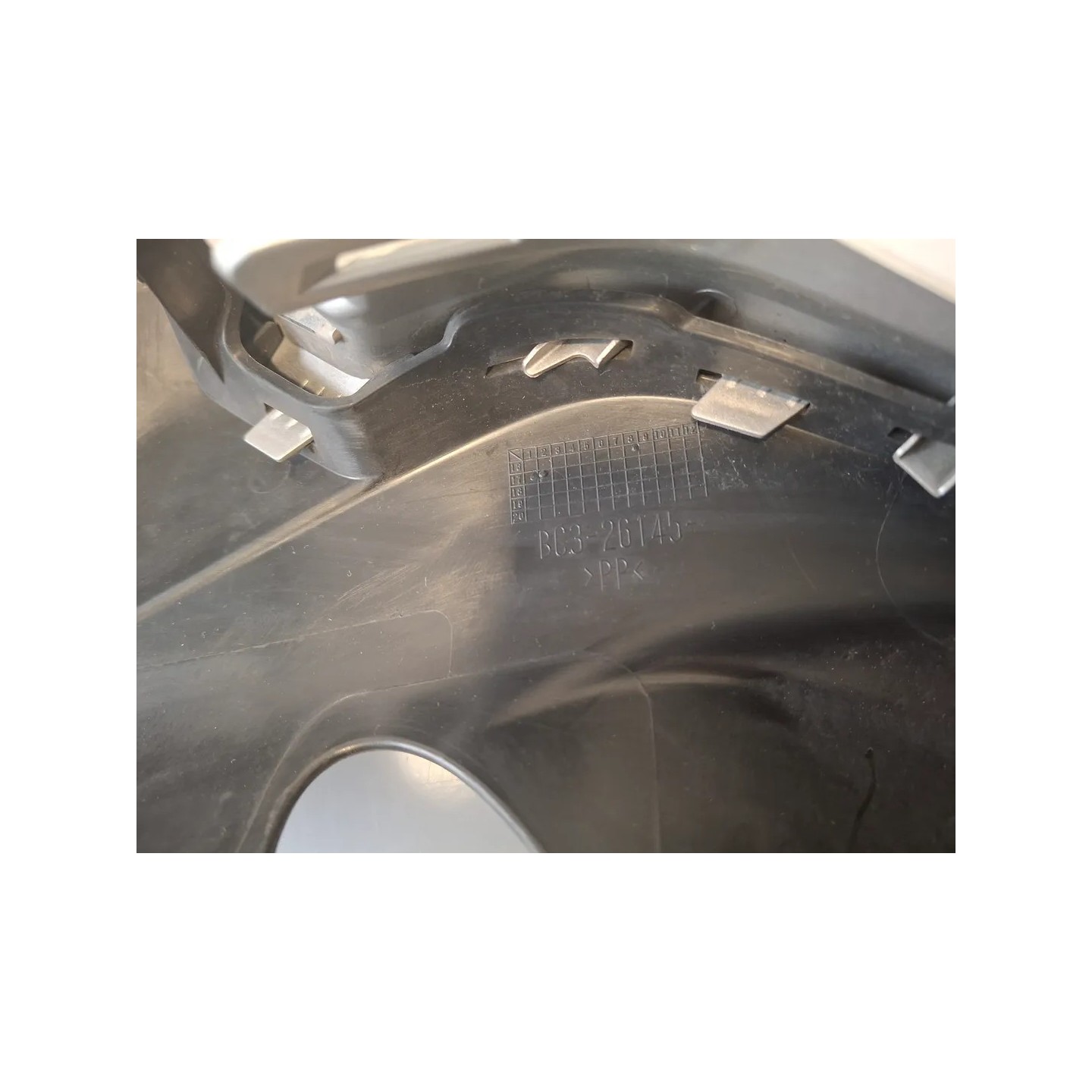 Protezione inferiore manubrio Yamaha T-Max 530 (E4) (17-) T-Max 530 SX 