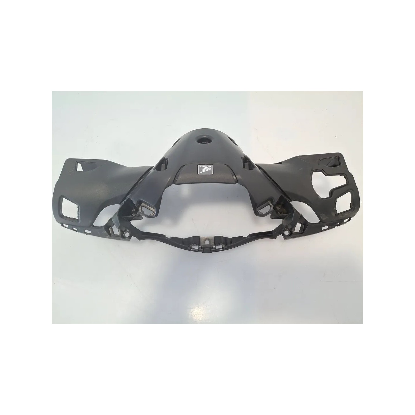 Copertura posteriore morsetti manubrio Honda SH 150 i (E5) ABS Start & Stop my24 SH 150 i ABS 