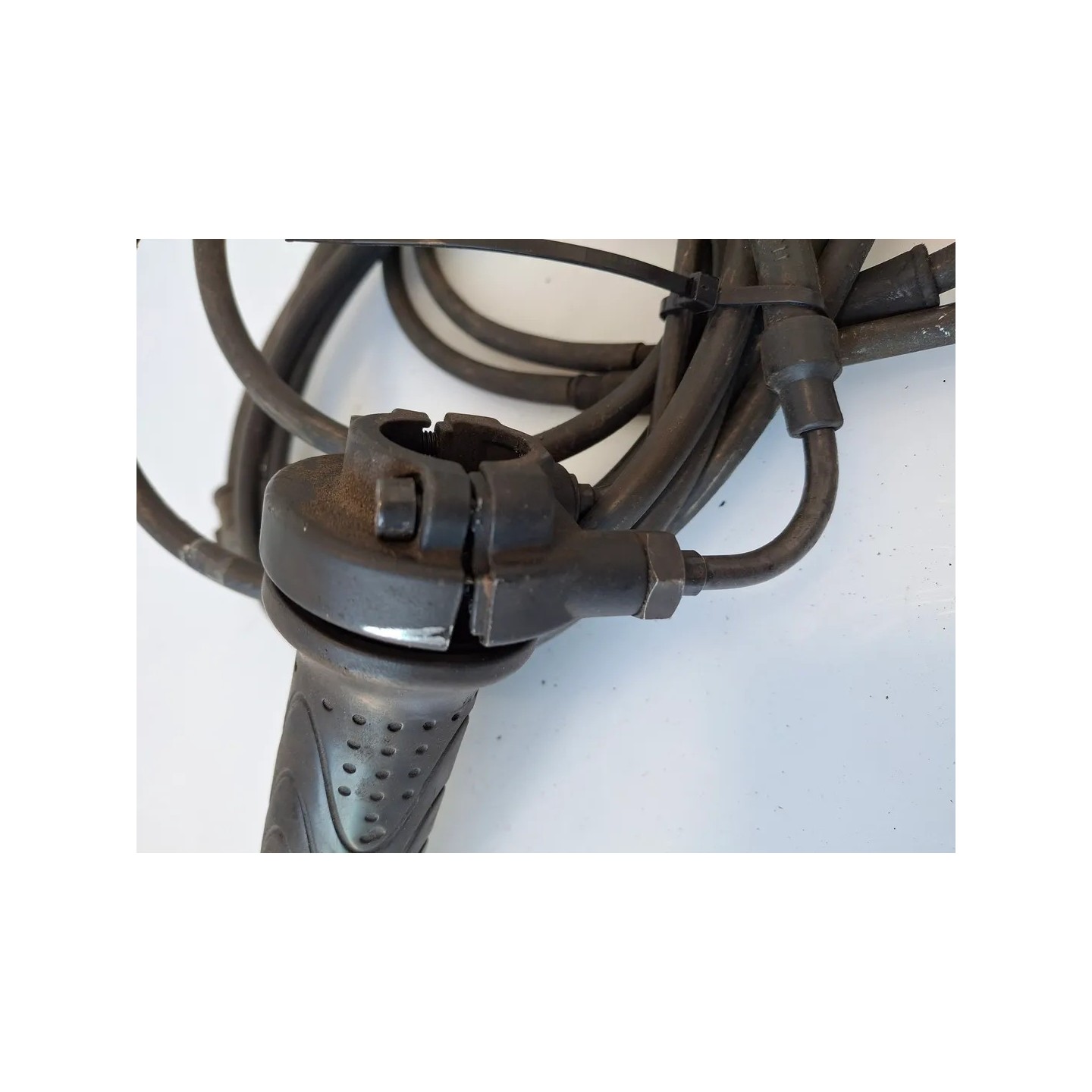 Manopola in gomma Piaggio Beverly (10-16) Beverly 300 i.e. Destro