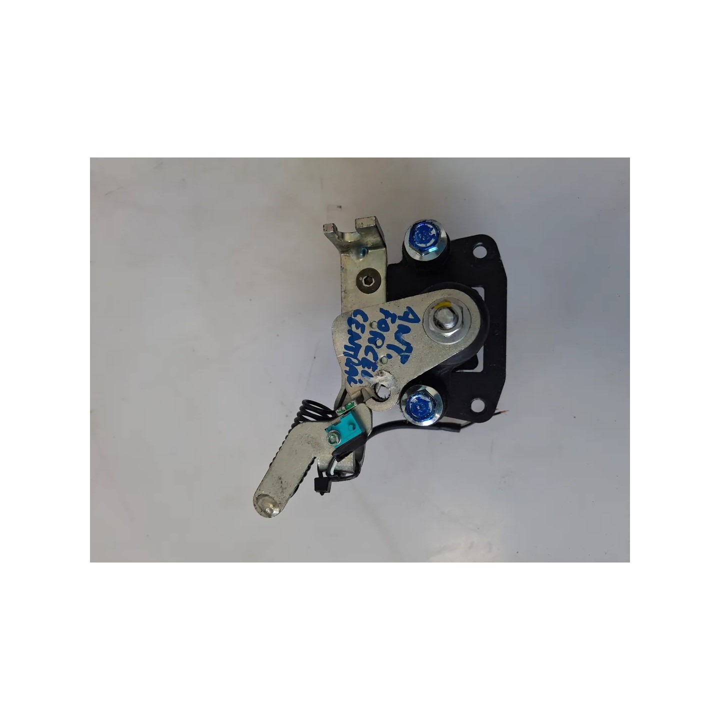 Pinza freno di stazionamento Piaggio MP3 500 (17-21) MP3 500 hpe ABS Destro