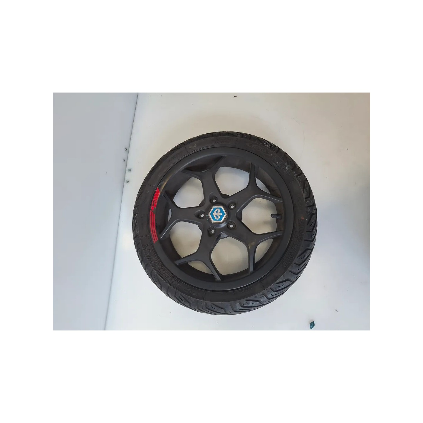 Cerchio ruota anteriore Piaggio MP3 500 (17-21) MP3 500 hpe ABS Destro