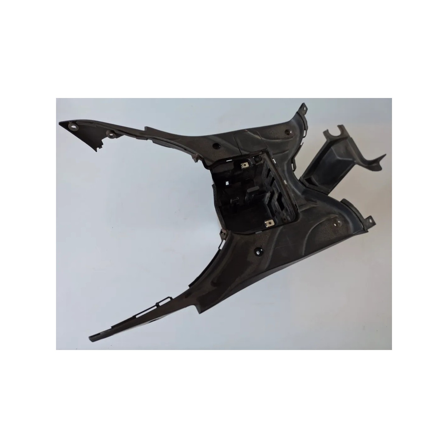 Pavimento appoggiapiedi Honda SH 300 (E3) (10-) SH 300 Sporty 