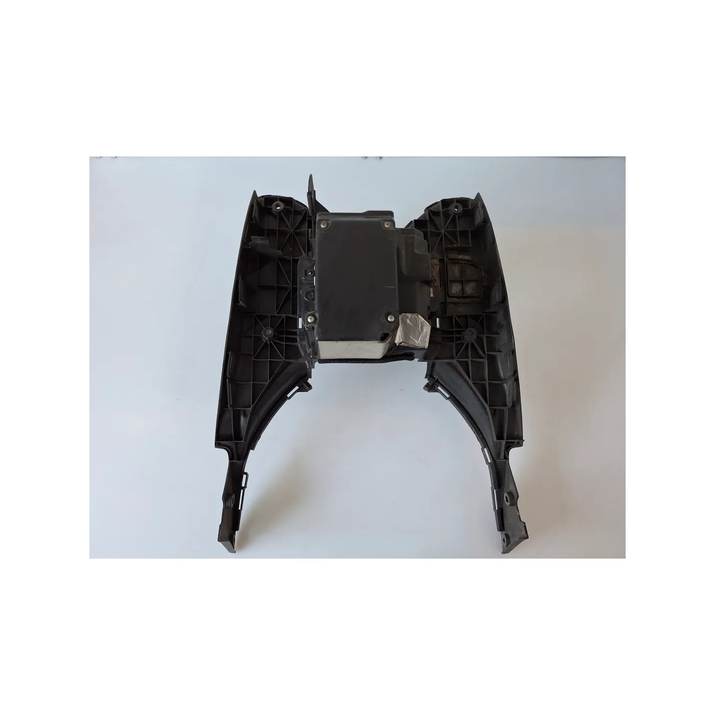 Pavimento appoggiapiedi Honda SH 300 (E3) (10-) SH 300 Sporty 