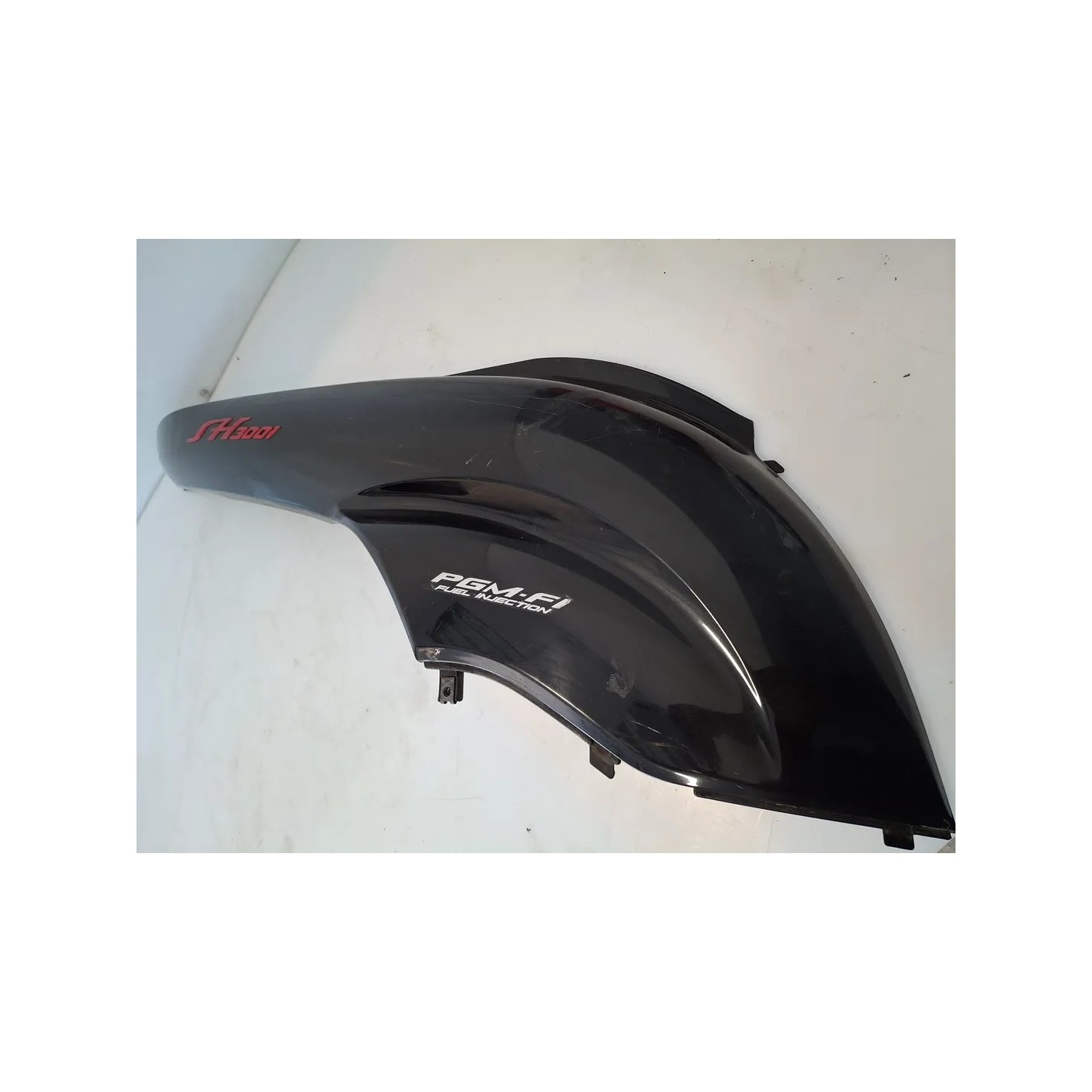 Codone superiore Honda SH 300 (E3) (10-) SH 300 Sporty Destro
