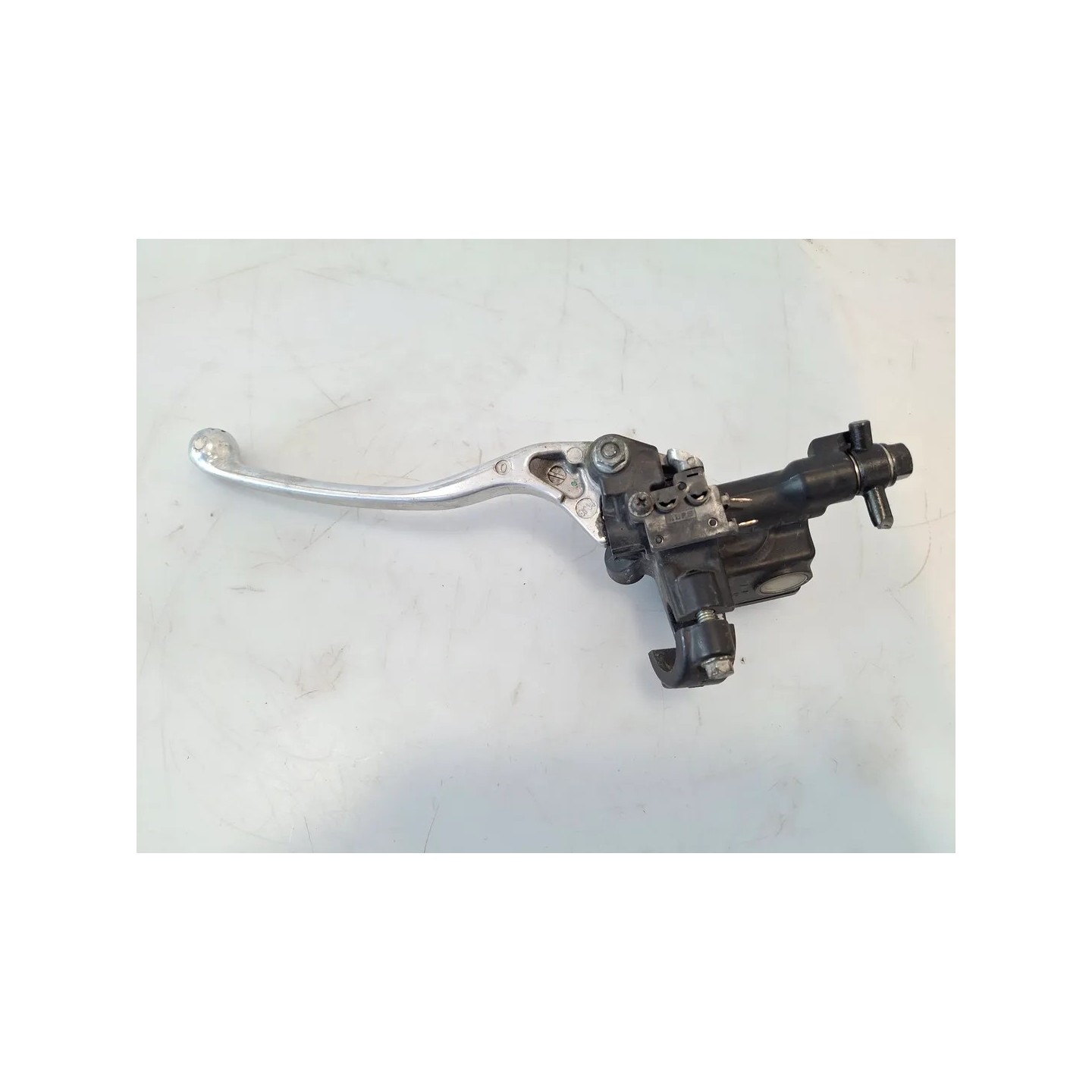 Pompa con serbatoio liquido freni anteriore Honda SH 300 (E3) (10-) SH 300 Sporty Destro