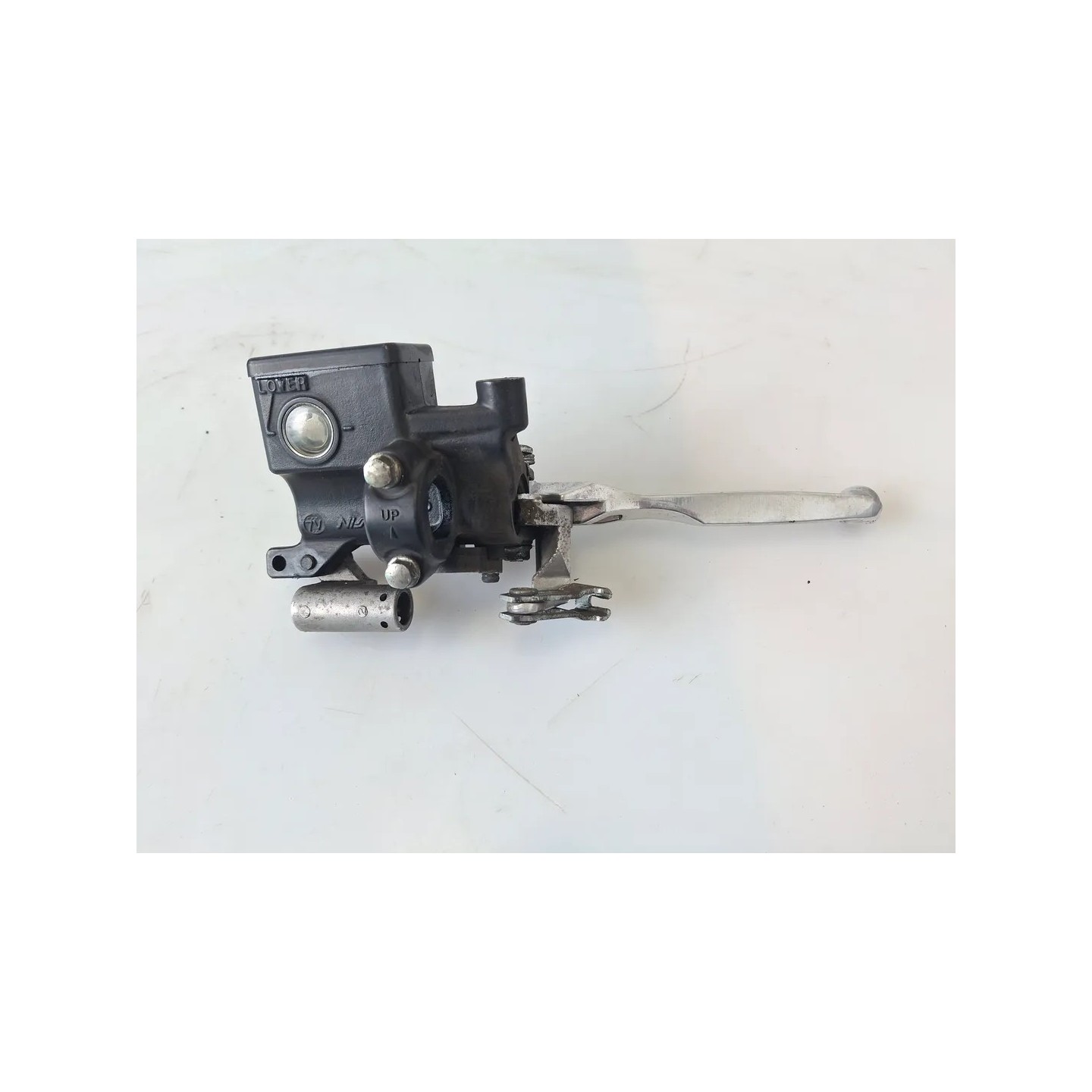 Pompa con serbatoio liquido freni anteriore Honda SH 150 i (-09) SH 150 i Sport Destro