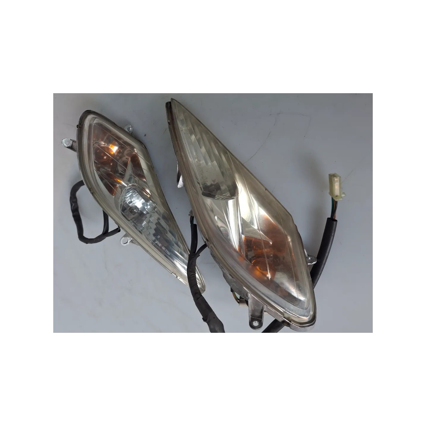Indicatore direzione anteriore Honda SH 150 i (-09) SH 150 i Sport 