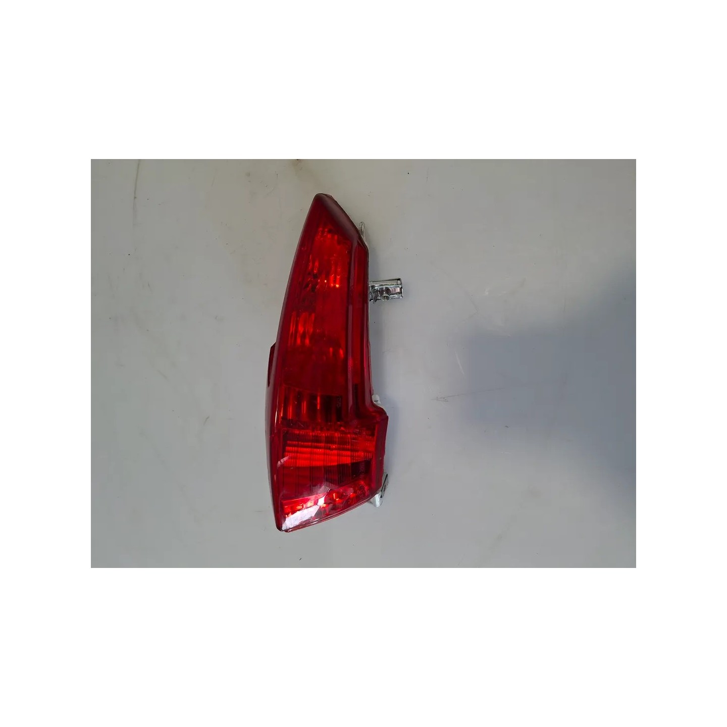 Fanale posteriore Piaggio MP3 300 (14-21) MP3 300 hpe ABS Destro
