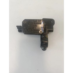 Pompa con serbatoio liquido freni posteriore con leva Piaggio MP3 300 (14-21) MP3 300 hpe ABS Destro