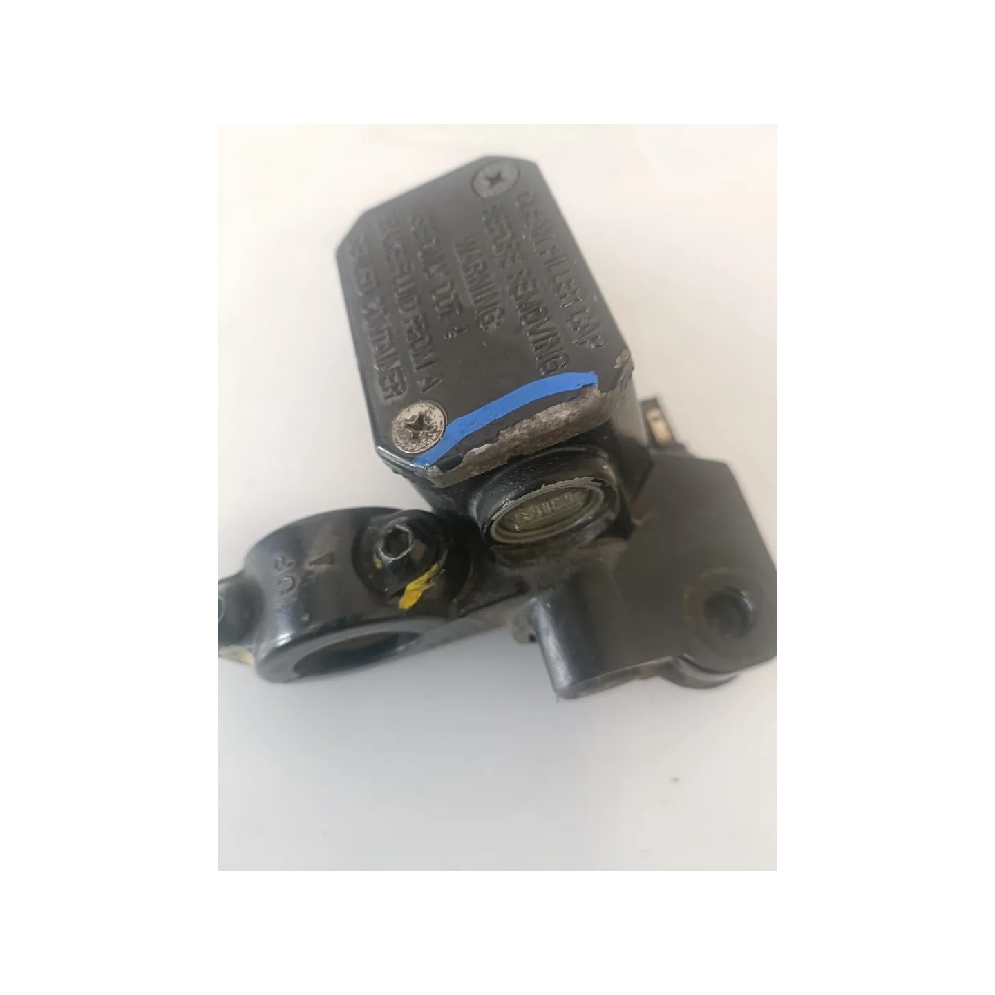Pompa con serbatoio liquido freni posteriore con leva Piaggio MP3 300 (14-21) MP3 300 hpe ABS Destro