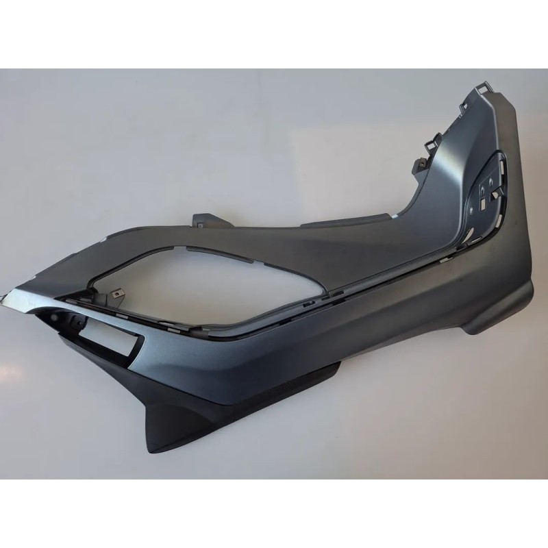 Pedana appoggiapiede anteriore Piaggio MP3 300 (14-21) MP3 300 hpe ABS Destro