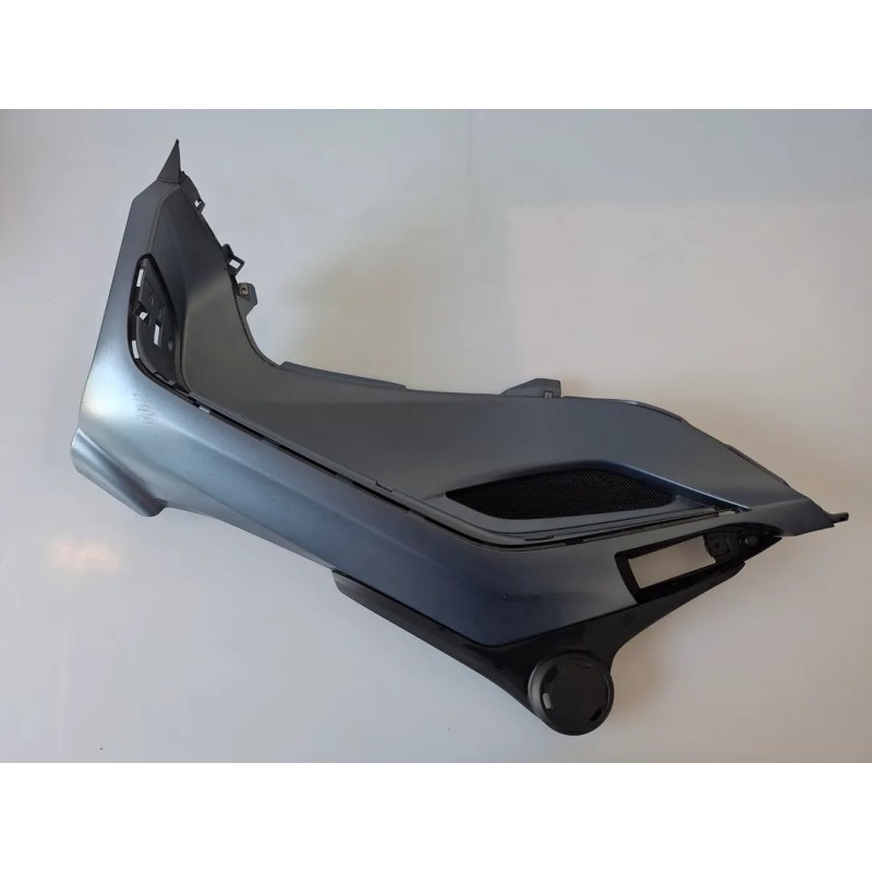 Pedana appoggiapiede anteriore Piaggio MP3 300 (14-21) MP3 300 hpe ABS Sinistro