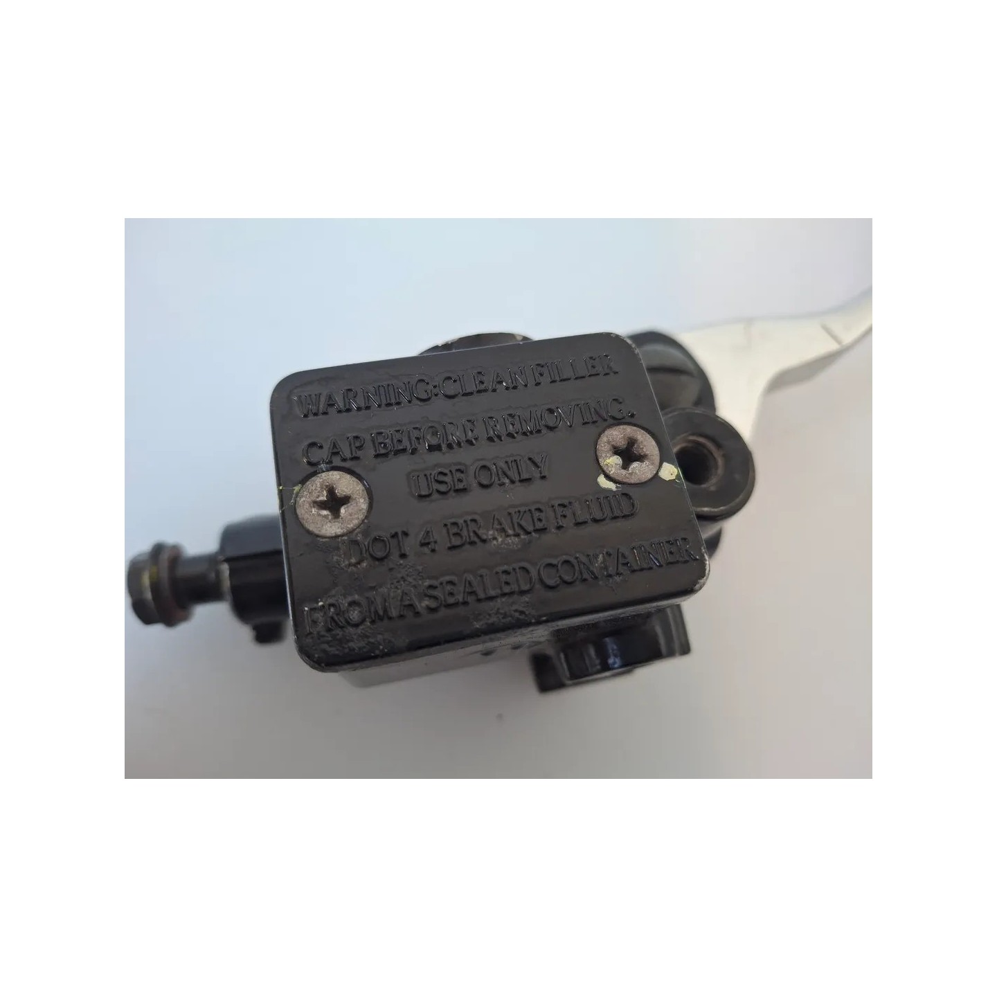 Pompa con serbatoio liquido freni anteriore con leva Piaggio Liberty 50 3V i.e. (E3) Liberty 50 I-get 3V i.e. 