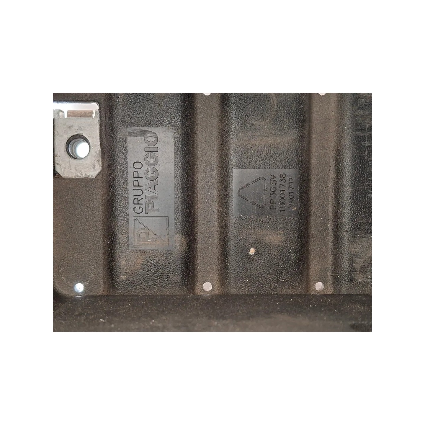 Cassetta portabatteria Piaggio Liberty 50 3V i.e. (E3) Liberty 50 I-get 3V i.e. 