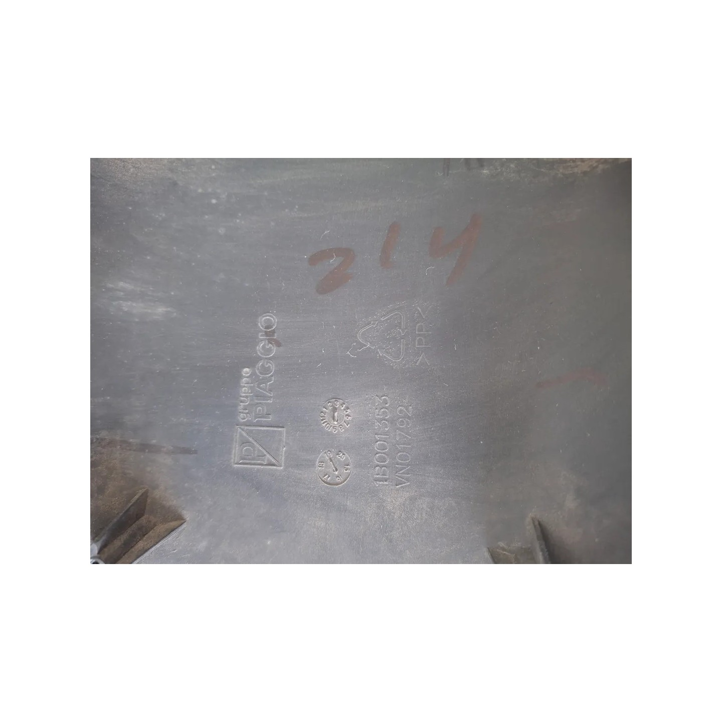 Copertura posteriore morsetti manubrio Piaggio Liberty 50 3V i.e. (E3) Liberty 50 I-get 3V i.e. 