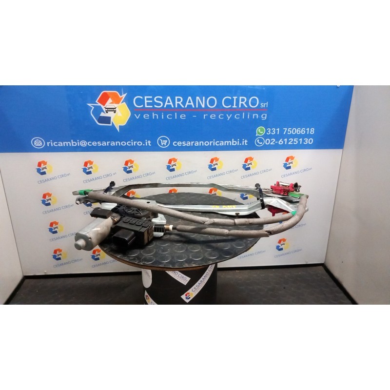 ALZACRISTALLO ELETTR. PORTA ANT. C/MOTORINO DX. 088 FORD FOCUS (CAK) (10/98-03/02) FYDA 1331612