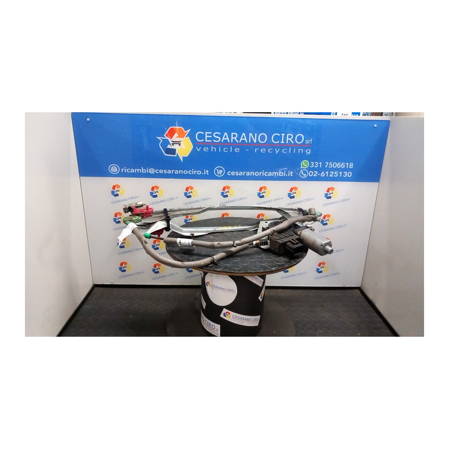 ALZACRISTALLO ELETTR. PORTA ANT. C/MOTORINO SX. 089 FORD FOCUS (CAK) (10/98-03/02) FYDA 1331614