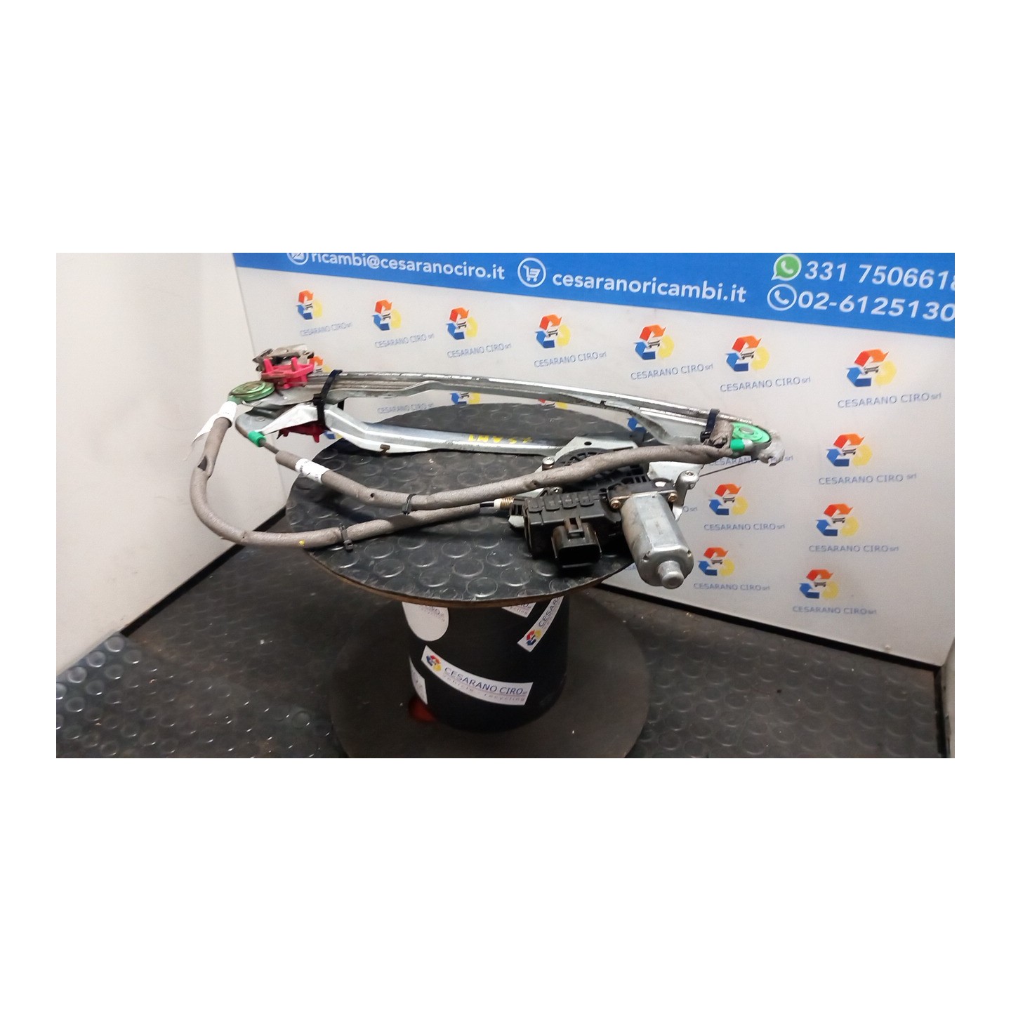 ALZACRISTALLO ELETTR. PORTA ANT. C/MOTORINO SX. 089 FORD FOCUS (CAK) (10/98-03/02) FYDA 1331614