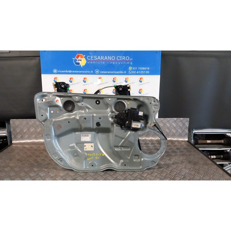 ALZACRISTALLO ELETTR. PORTA ANT. SX. 028 VOLKSWAGEN POLO (9N) (04/05-) BKY 6Q4837461J