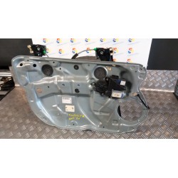 ALZACRISTALLO ELETTR. PORTA ANT. SX. 028 VOLKSWAGEN POLO (9N) (04/05-) BKY 6Q4837461J