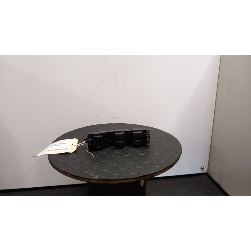 BLOCCO COMANDI ALZACRISTALLI E RETROVISORI EST. SX. 029 MAZDA MAZDA 5 1A SERIE (07/05-10/10 L8 CC2966350A