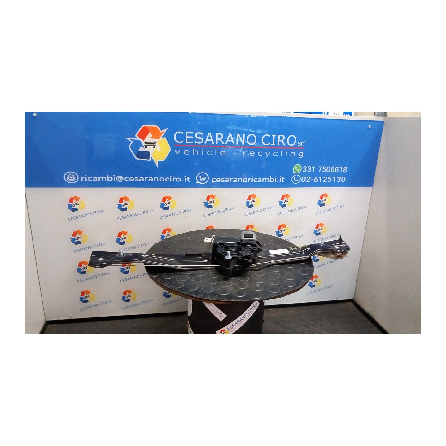 ALZACRISTALLO ELETTR. PORTA ANT. C/MOTORINO SX. 028 FIAT 500L (73) (07/12-06/18) 199B4000 52054565
