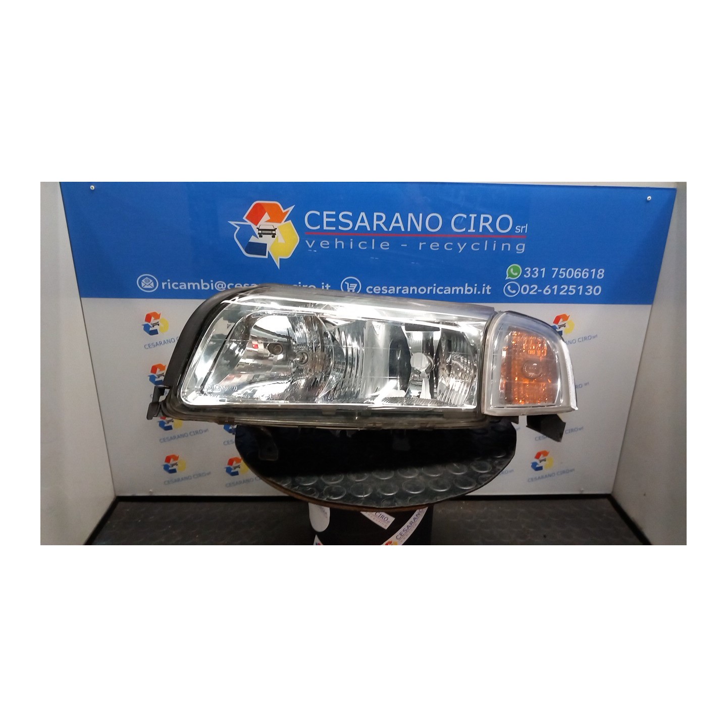 PROIETTORE SX. 054 VOLVO S80 (05/98-02/06) D5244T 8693559