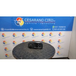 BLOCCO COMANDI ALZACRISTALLI T.7V600001- C/ONE TOUCH 075 OPEL VIVARO (X83) (09/06-) M9RE7 93858018