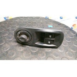 BLOCCO COMANDI ALZACRISTALLI T.7V600001- C/ONE TOUCH 075 OPEL VIVARO (X83) (09/06-) M9RE7 93858018