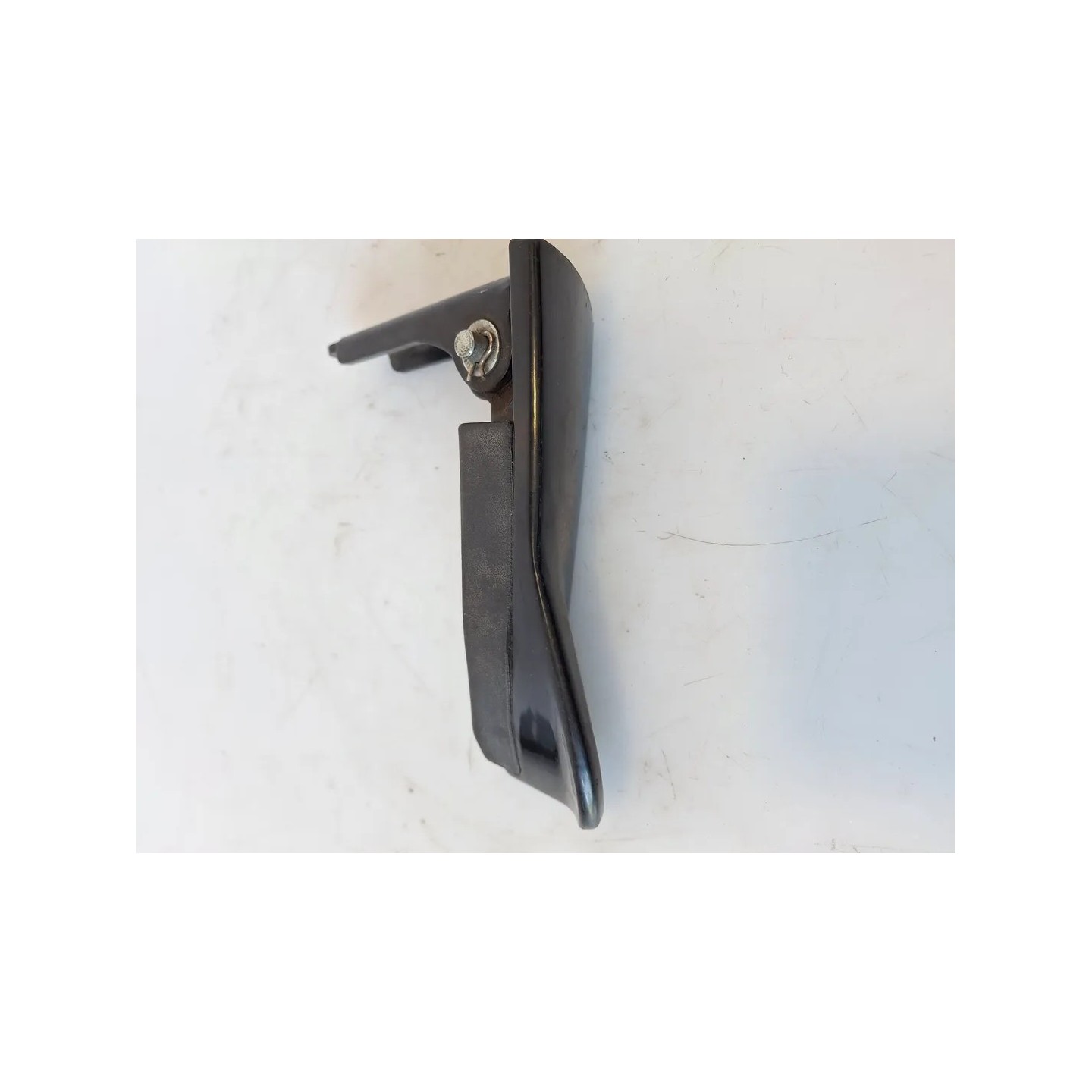Pedana appoggiapiede posteriore completo Piaggio MP3 300 (14-21) MP3 300 hpe ABS Destro