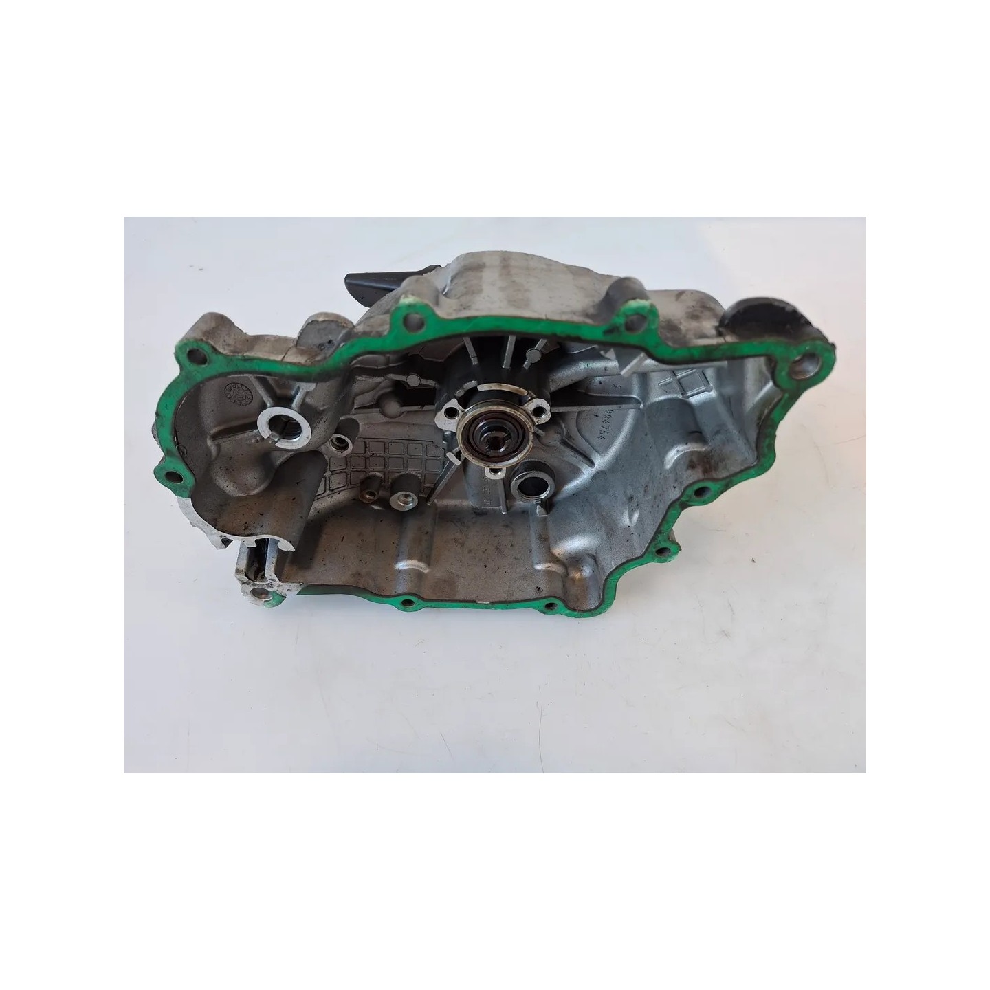 Carter alternatore Piaggio MP3 300 (14-21) MP3 300 hpe ABS 