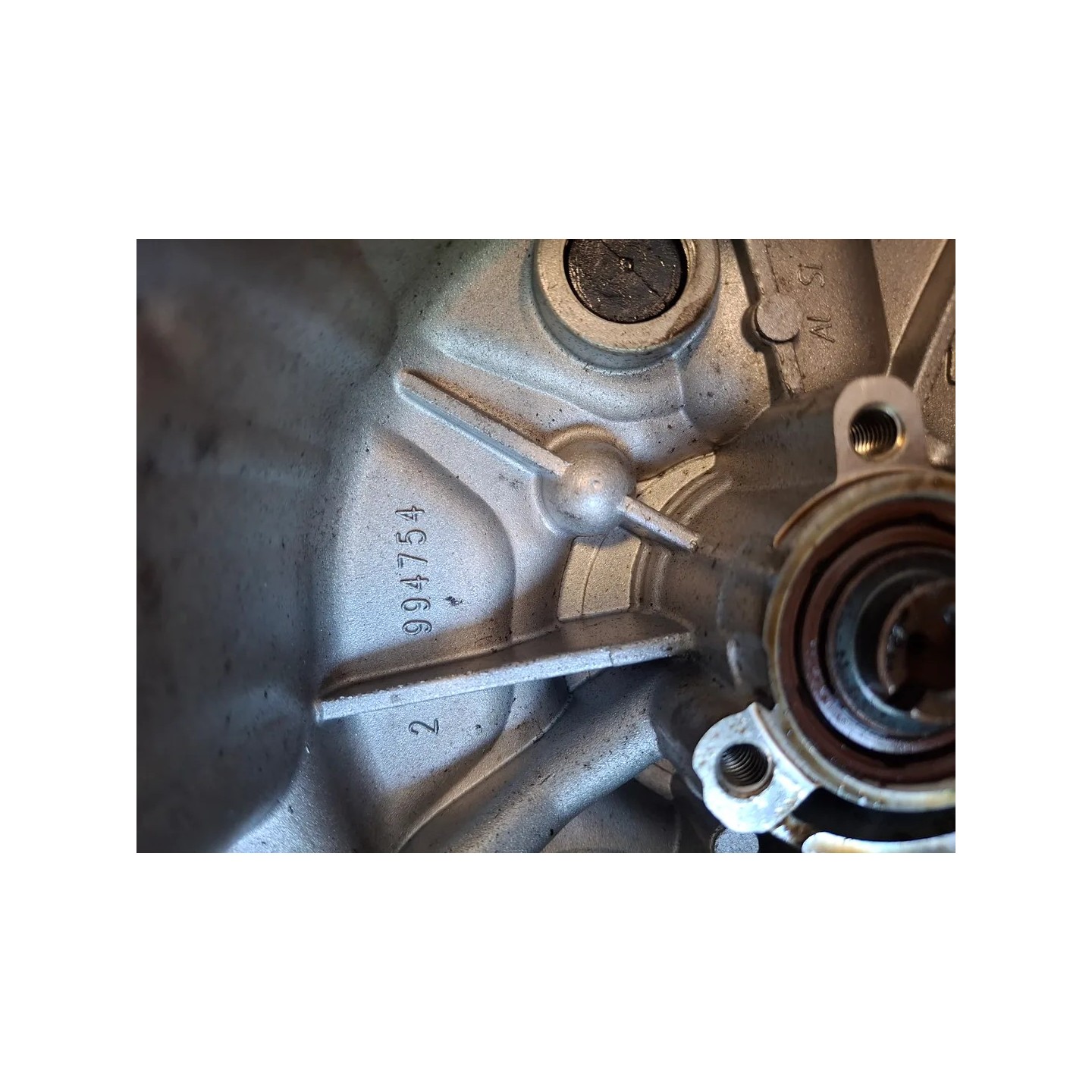 Carter alternatore Piaggio MP3 300 (14-21) MP3 300 hpe ABS 