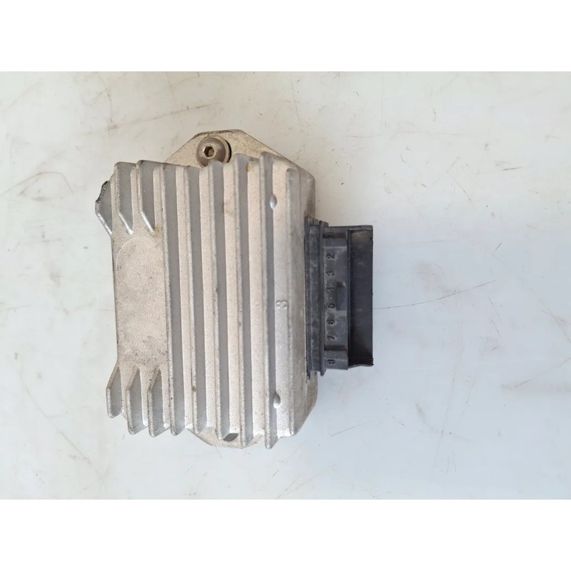 Regolatore tensione Aprilia Scarabeo 50 2T (10-14) Scarabeo 50 2T Net (Motore Piaggio) 